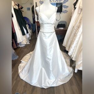 NWT Casablanca Wedding Dress